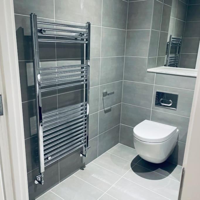 New One Bedroom Luxury Apartment In Solihull Exteriör bild