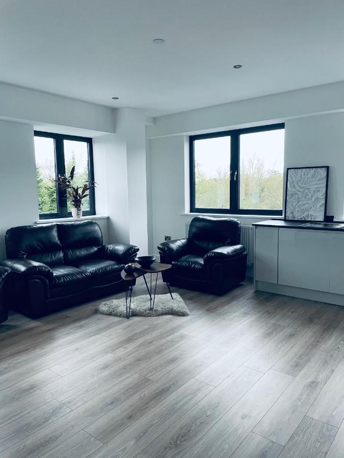 New One Bedroom Luxury Apartment In Solihull Exteriör bild